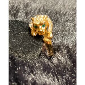 Goldtone Lioness Ring green and clear stones